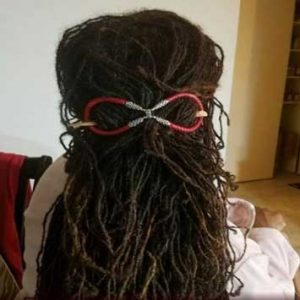 woman-with-beautiful-long-sisterlocks-hairstyle